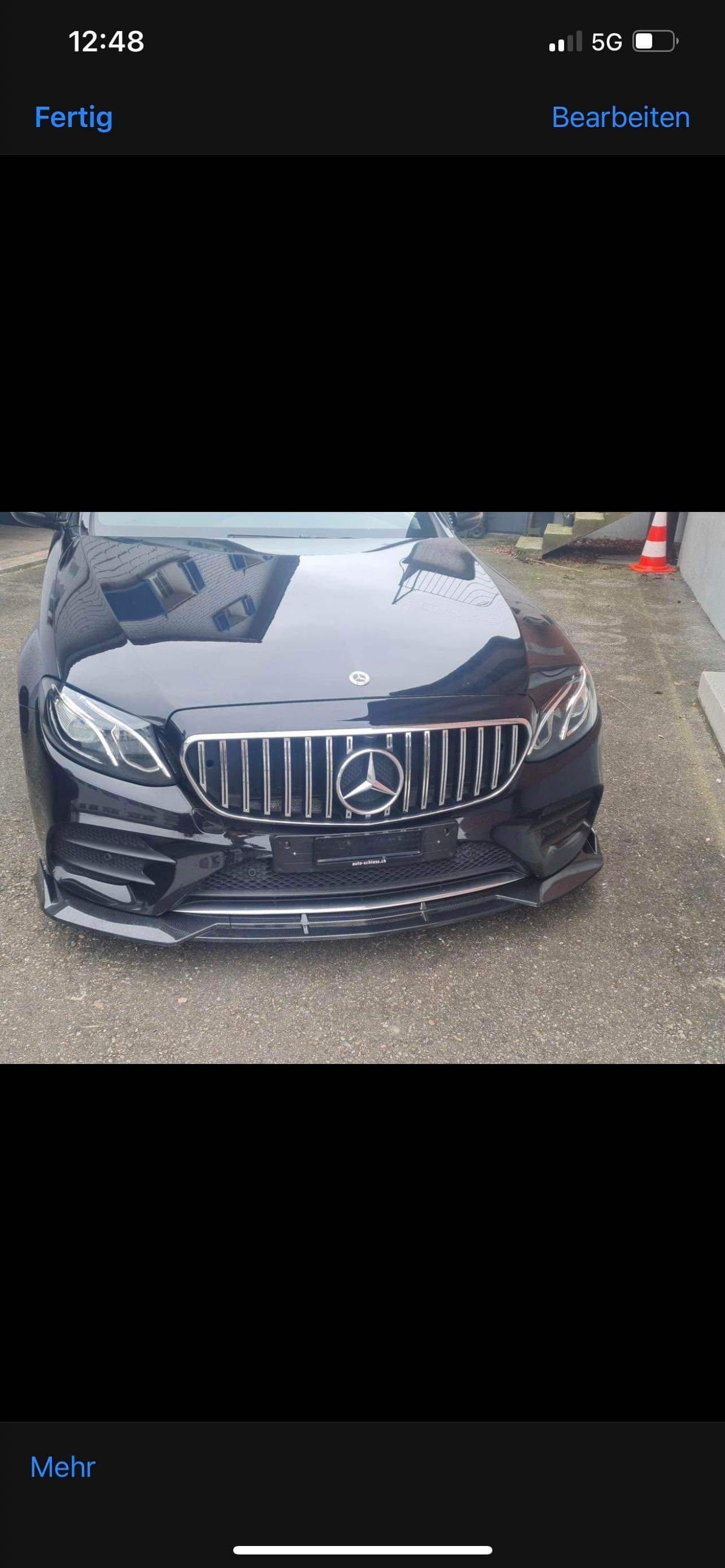 Mercedes  E  213 декоративна решетка в предна броня 360 лв