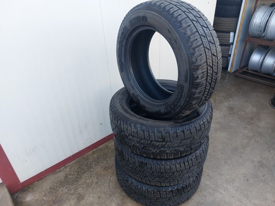 100 lei bucata! Set anvelope VARA 255 60 18 Pirelli Scorpion