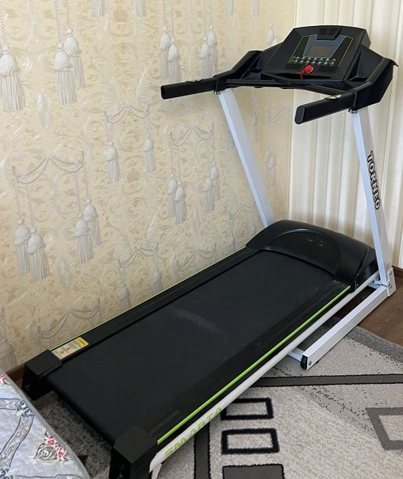 Продам беговую дорожку