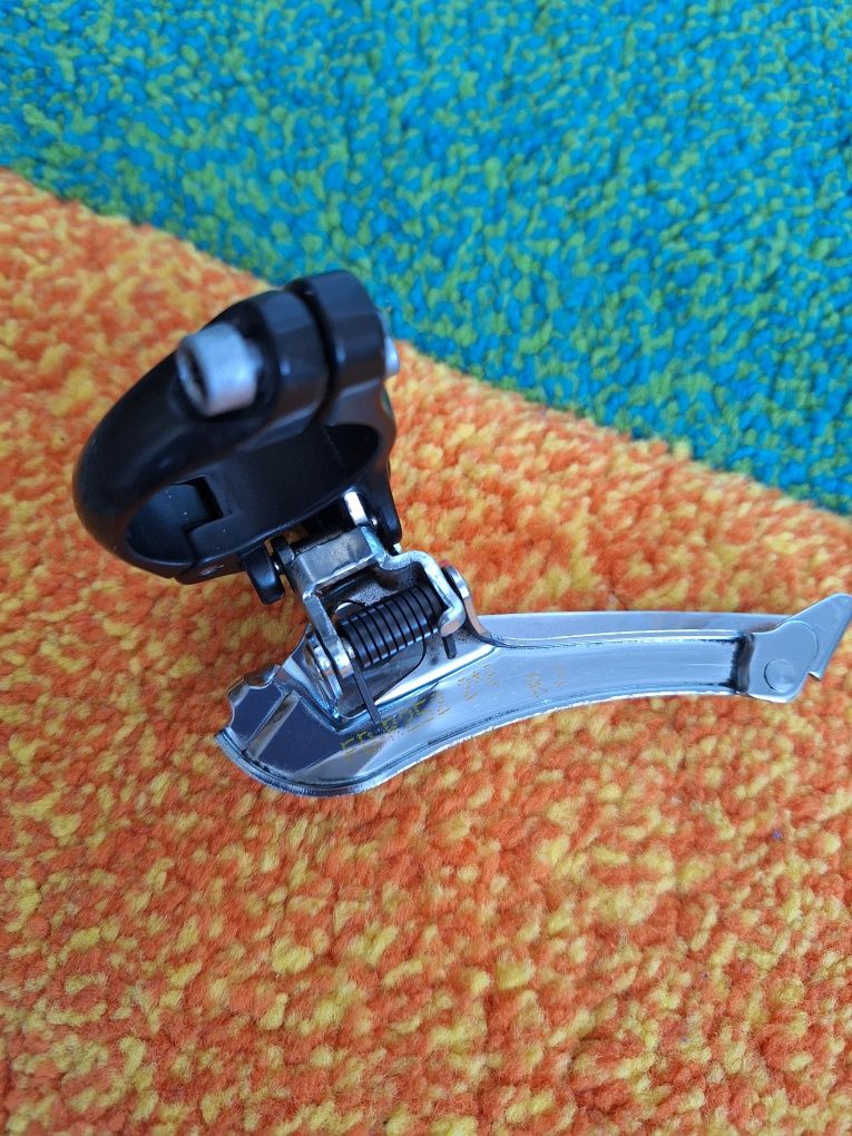 Schimbator foi Microshift R8