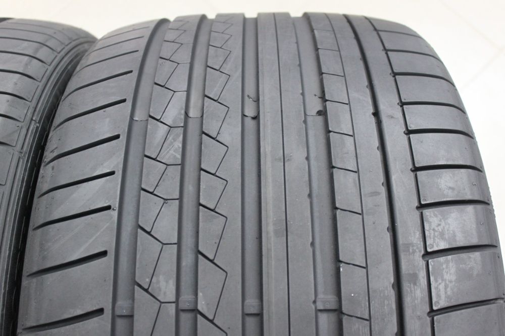 Гуми 325/30-20 Dunlop Sport Maxx GT