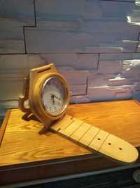 Масивен дървен часовник