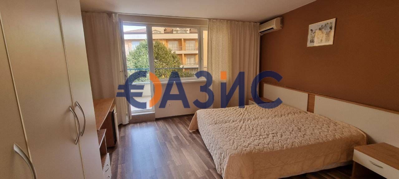 Продава се Тристаен апартамент в к.к. Слънчев бряг - 150 кв.м за 967 €/кв.м - Снимка #11