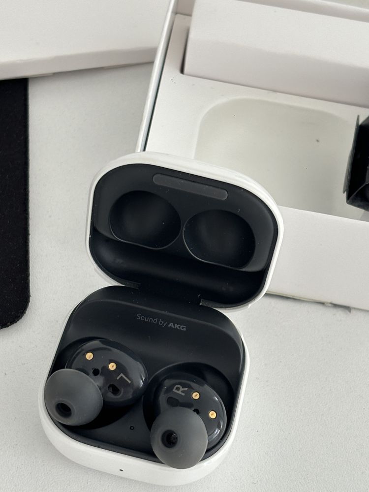 Casti samsung galaxy buds 2