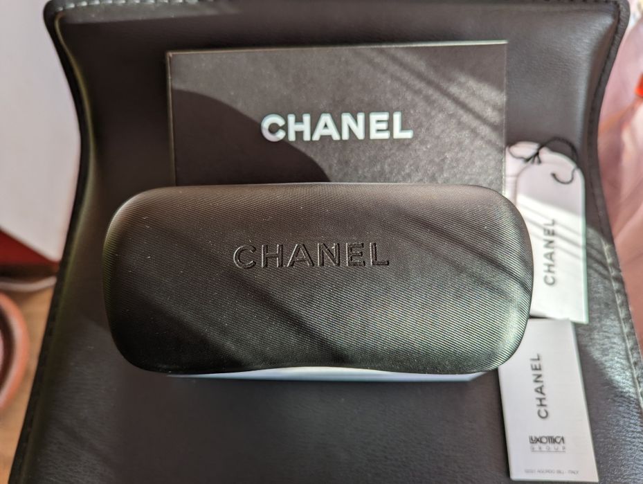 Ochelari de soare  Chanel