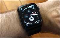 Apple watch SE full komplekt sotiladi. Продается apple watch se