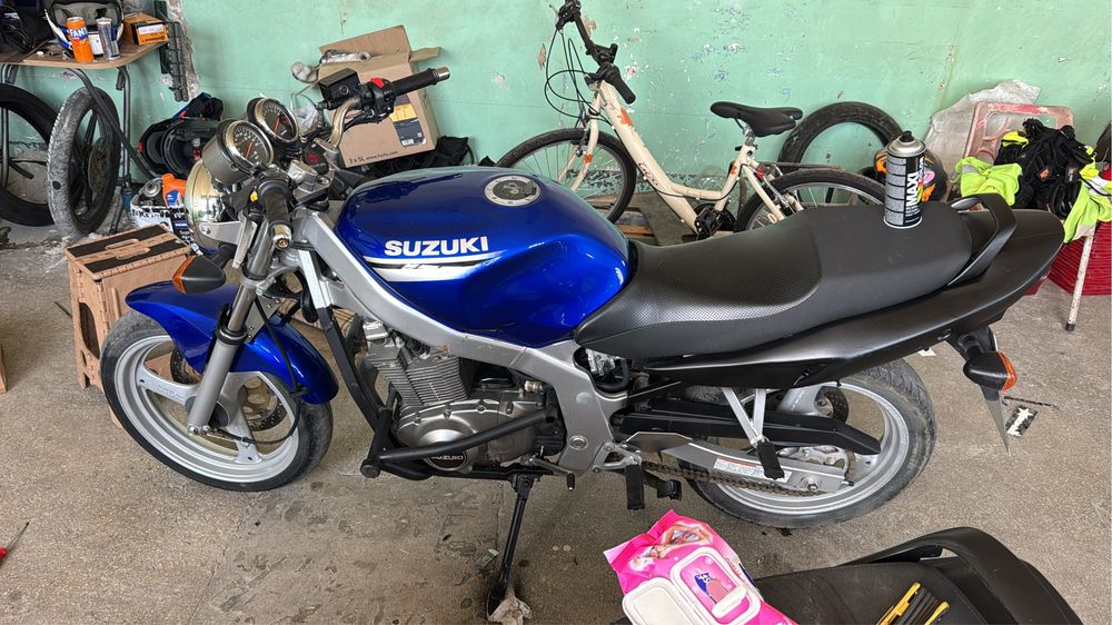 Suzuki gs500 2003 година