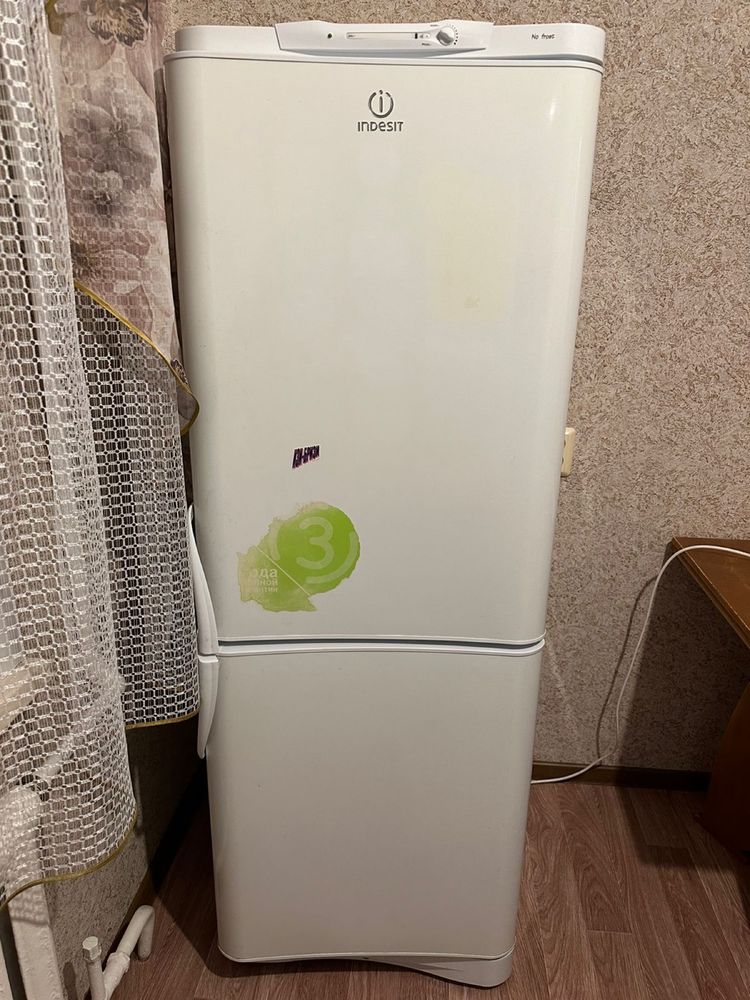 Продам холодильник INDESIT no frost