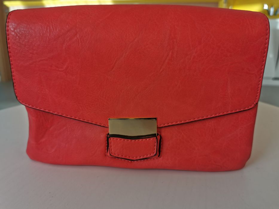 Дамска кожена чанта