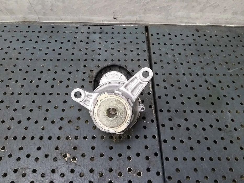 rola Intinzator curea accesorii audi a4 b9 04l903315