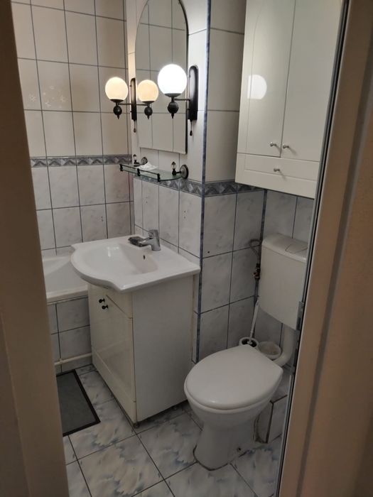 Inchiriez apartament 2 camere zona Masnita