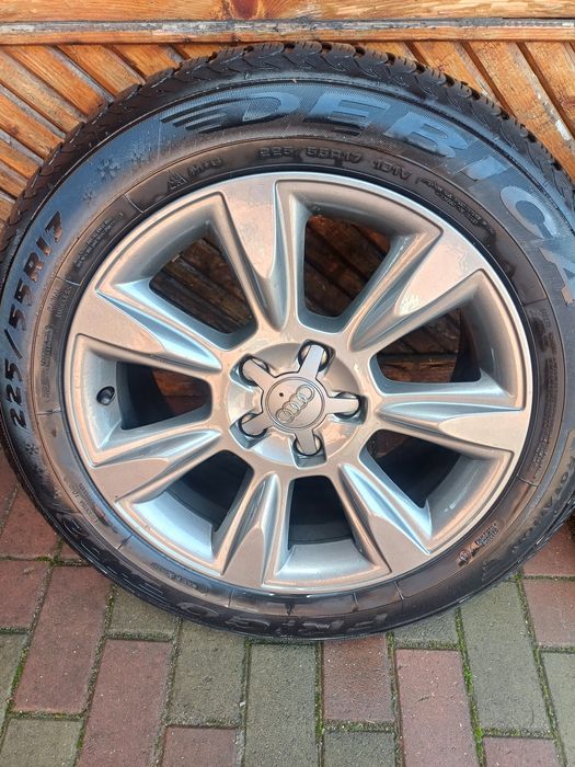 Vând Jante cu cauciucuri iarna Audi A4 A5 A6 A7 A8  225/55/17xl