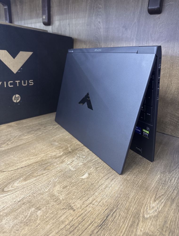 VICTUS noutbook sotiladi holati yangi