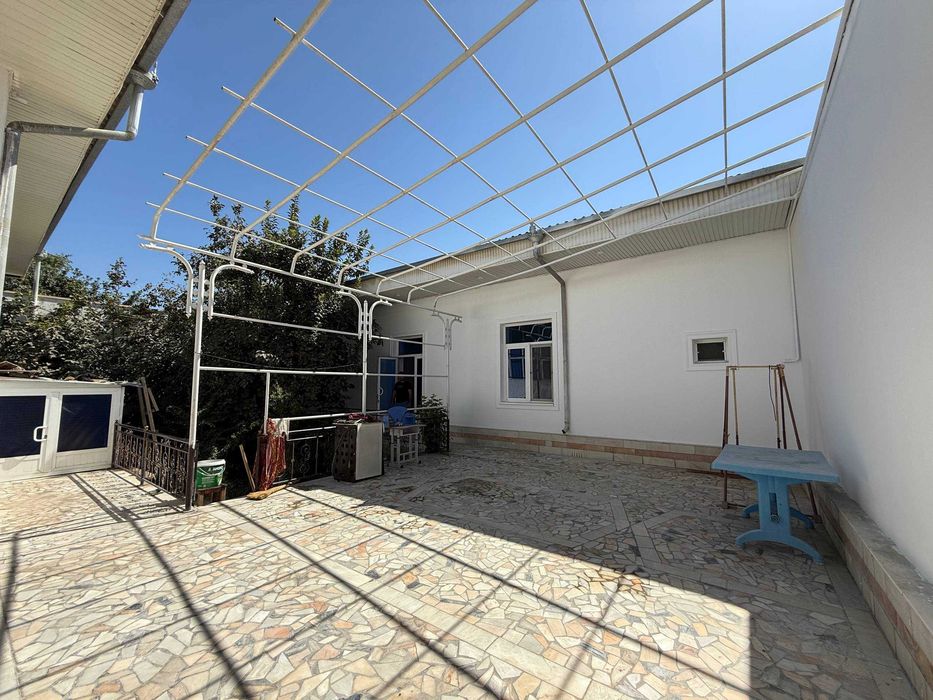 TAYYOR 4 SOTIQLI hovli sotiladi