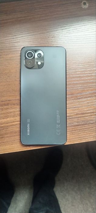 Xiyomi 11 lite 5g NE 8/128 холати зур