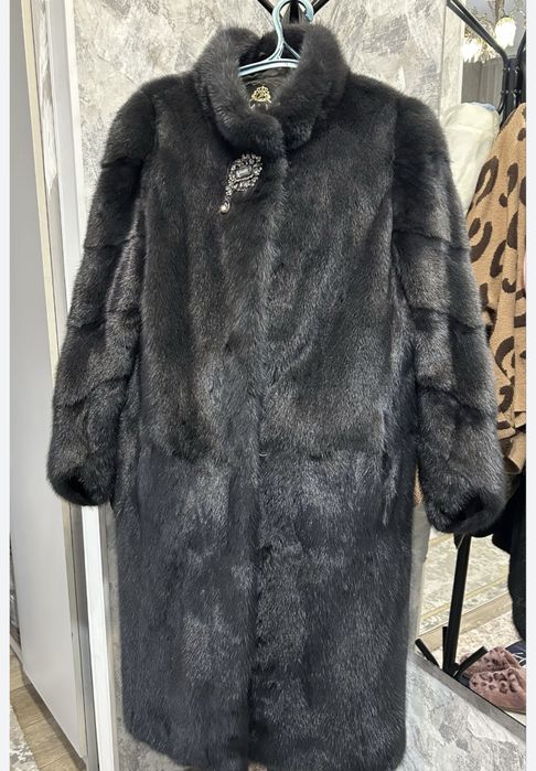 Продам шуба в отличном состоянии