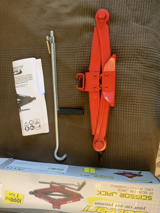 Cric auto nou 1 tona