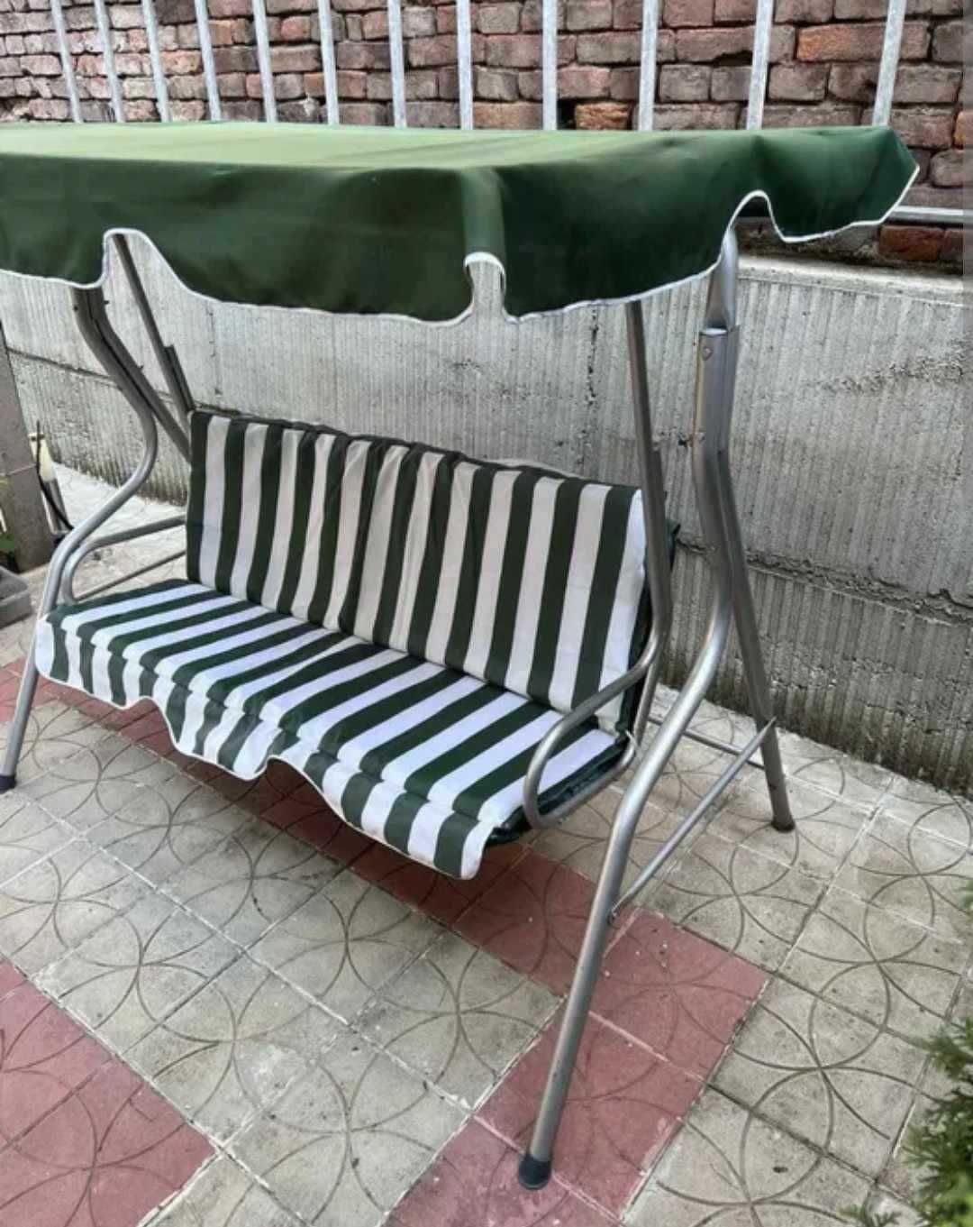 Градинска двуместна люлка