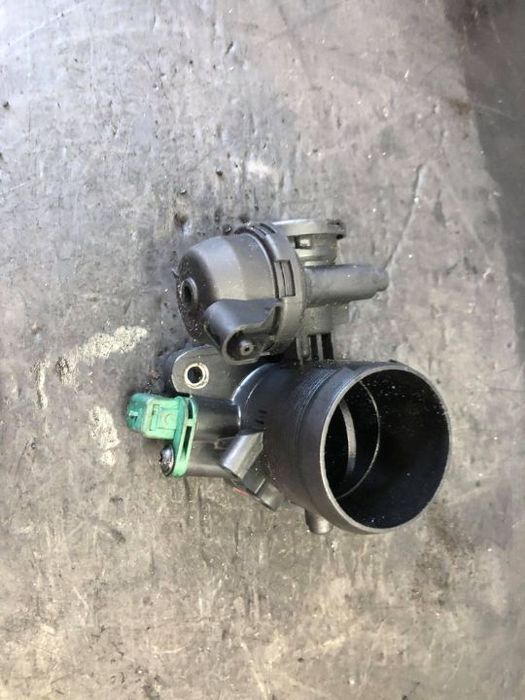 clapeta acceleratie 2.0 tdci g6da ford c-max dm2 ford focus 2 mondeo volvo s40