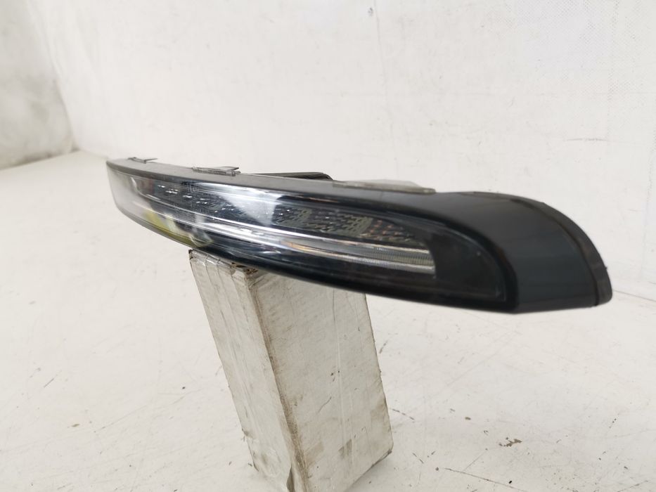 Порше Макан / Porsche Macan Ляв LED прожектор, оригинален, в добро със