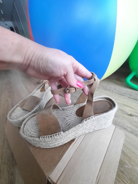 Сандали велур, Mango, НОВИ, 38 номер