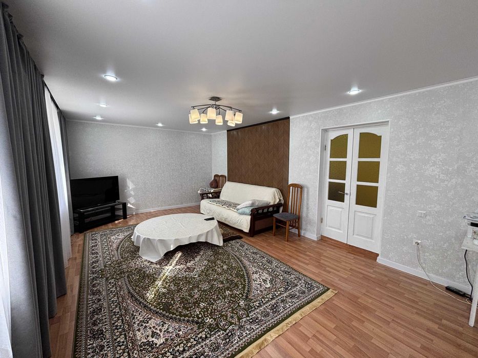 Продается улучшенная 3-х комнатная квартира по улице Муканова (Юг)