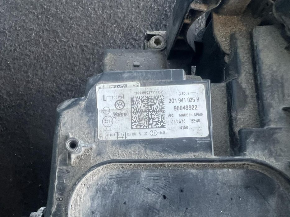 Оригинални Фарове VW Passat 8 ляв и десен 3g2941035h Фар Пасат B8