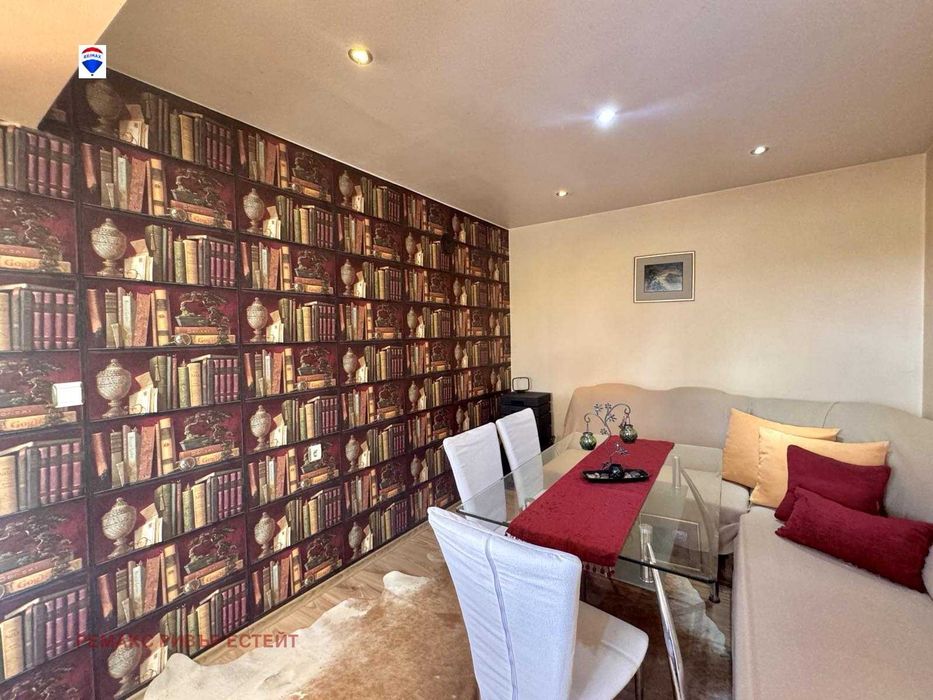 Къща за продажба в с. Червена вода