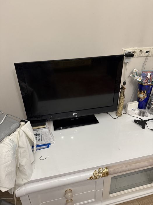 Продам телевизор LG