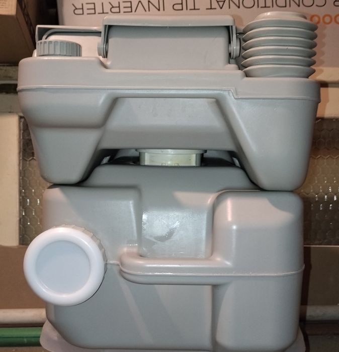 Toaleta ecologica portabila