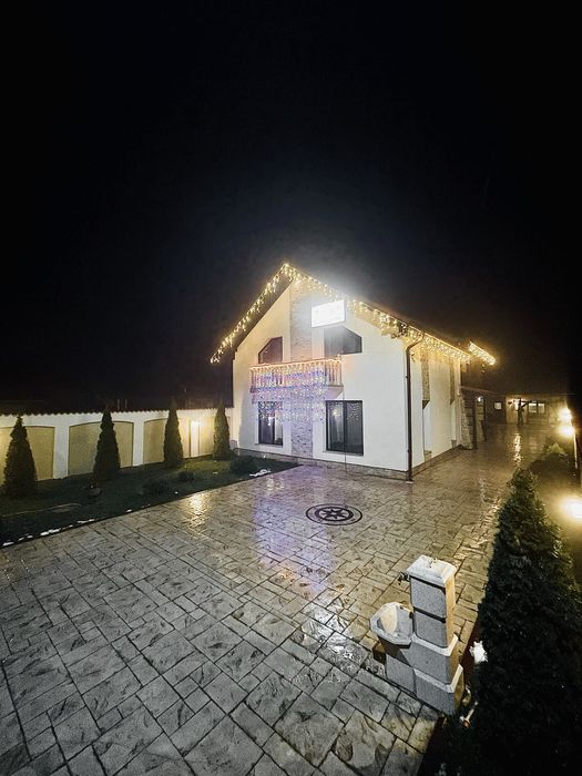 Pensiunea Casa Ariana - ciubar (7 km de centrul Tg-jiu) craciun liber