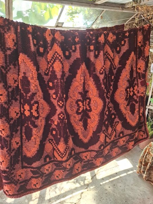 Pături si preșuri țesute manual de peste 100ani