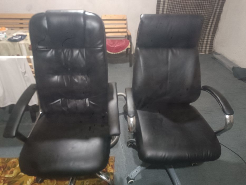 Офсние Эко Кожанние кресло