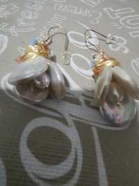Cercei perle baroc lucrați manual placați cu aur 4.5 cm