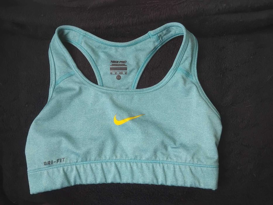NIKE 100% оригинално дамско бюстие / спортен сутиен, XS размер