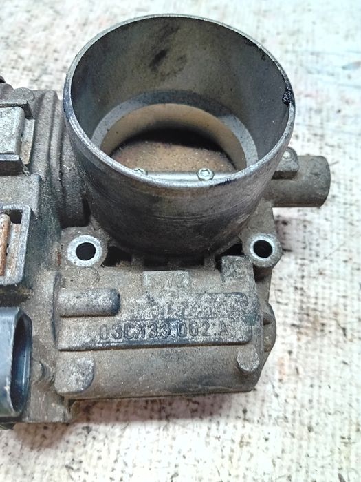 clapeta acceleratie volkswagen golf 5 2007