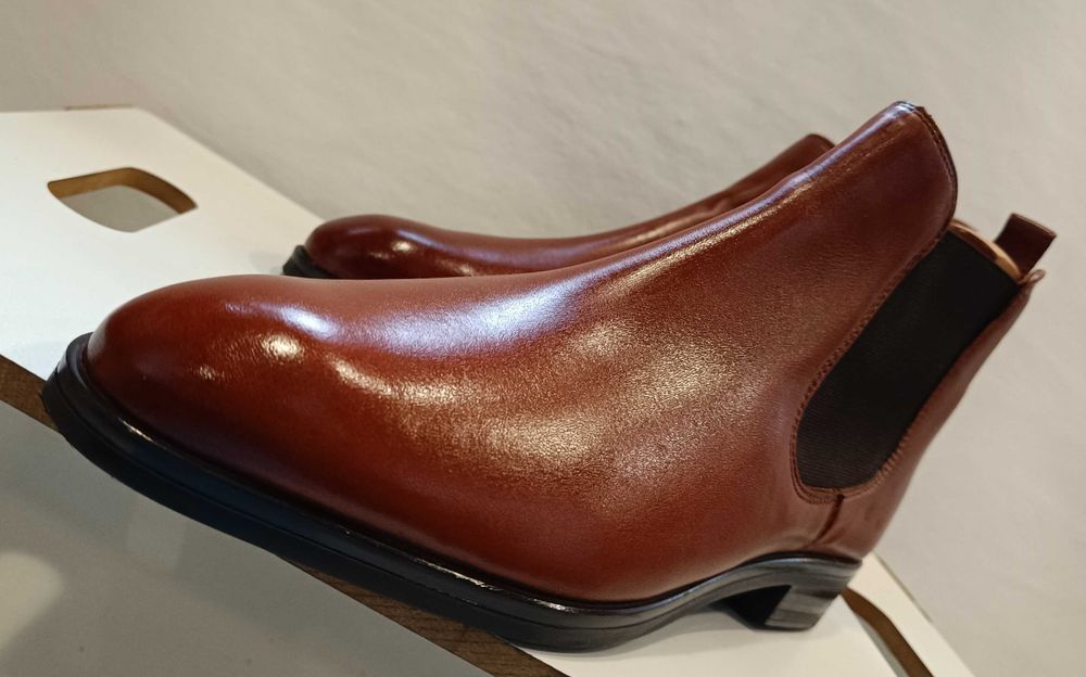 Ghete chelsea 41 plain toe de lux Mc Finlay NOI piele naturala moale