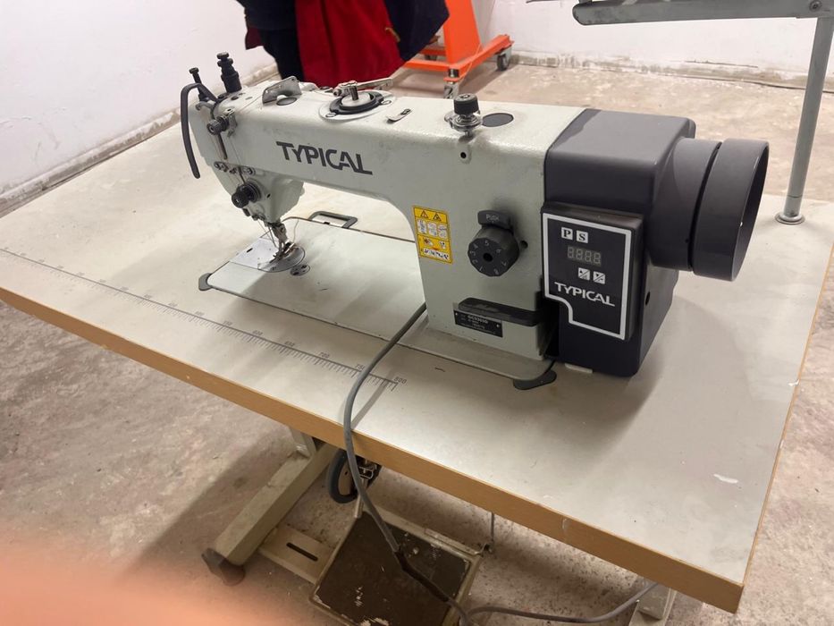 Продам Швейную машинку