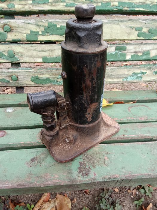 Хидравличен руски крик -60лв.