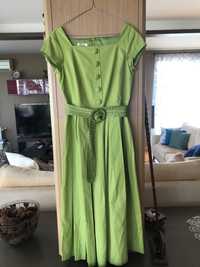 Зелена миди рокля с плетен колан
