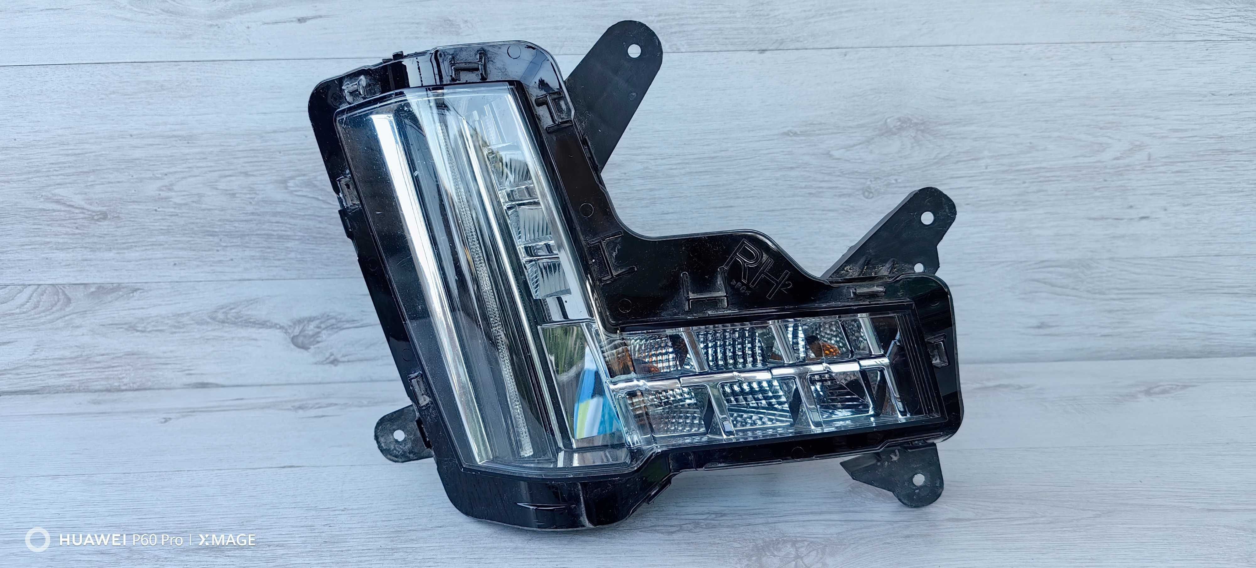 LED дневна светлина / мигач за Cadilac Escalade / Кадилак Ескалейд