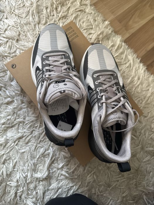 Adidasi Nike lunar roam