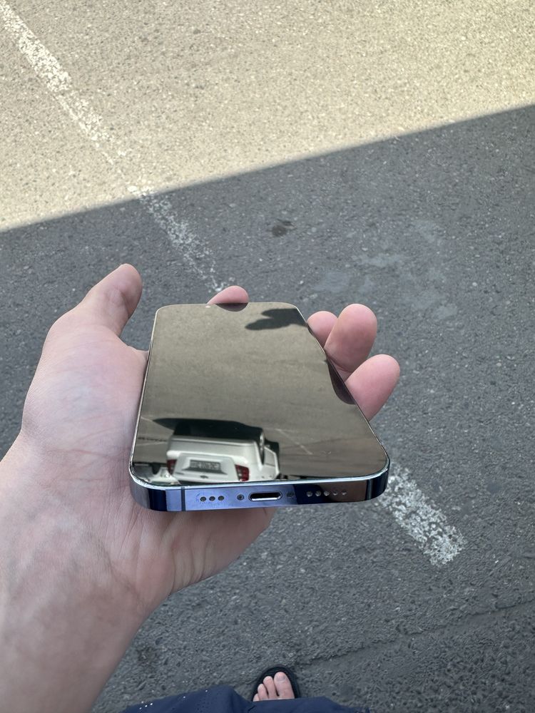 iPhone 13 Pro blue