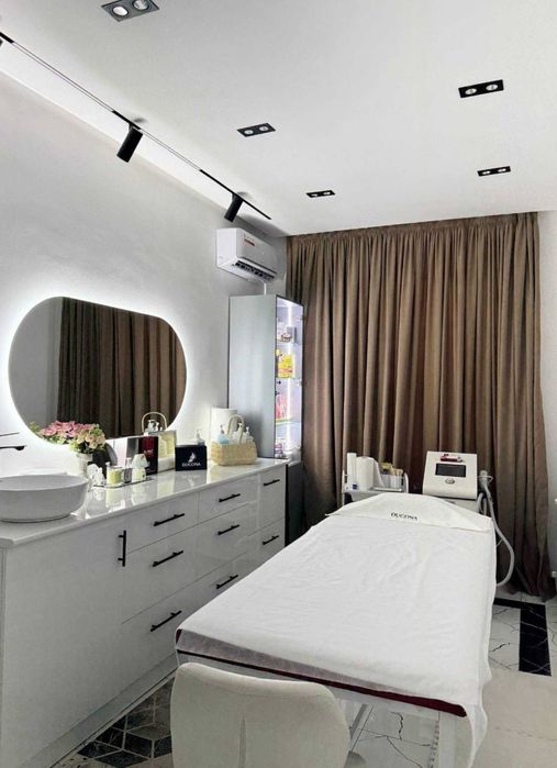 Чиланзар 2квартал | 60кв - нежилое помещение вдоль дороги Продажа