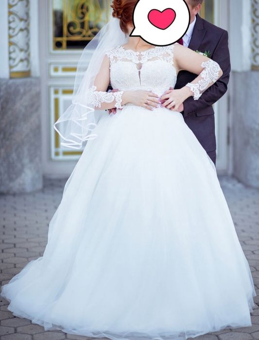 Свадебное платье 50 р