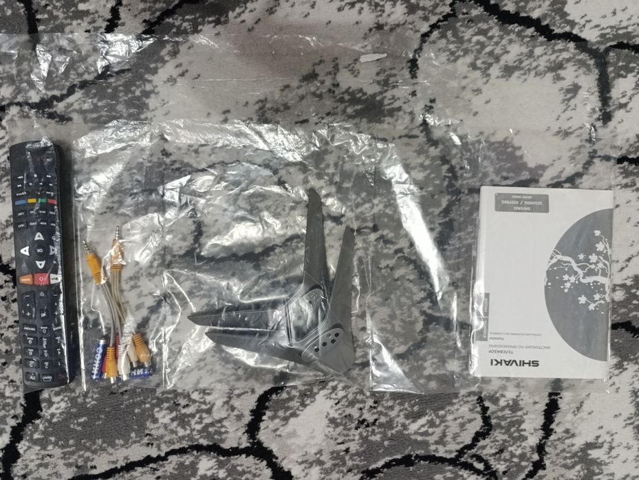 Продам телевизор смарт ТВ андроид фирма Shivaki идеальное состояние