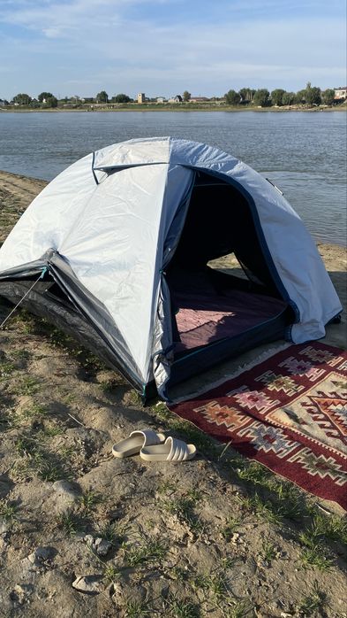 Палатка Quechua Tent 100 (3-местная) + комплект для кемпинга
