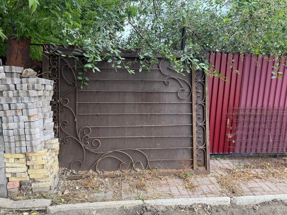 Кованные ворота.