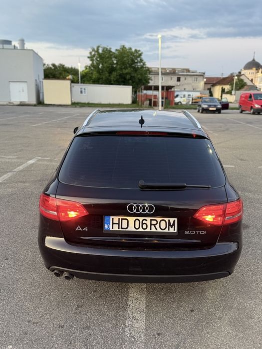 Vând audi a4 b8 2010