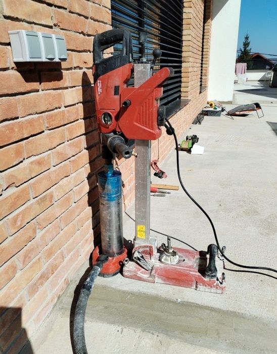 Execut gauri cu carote  pentru :Hote,centrale,aer condiționat, ac .